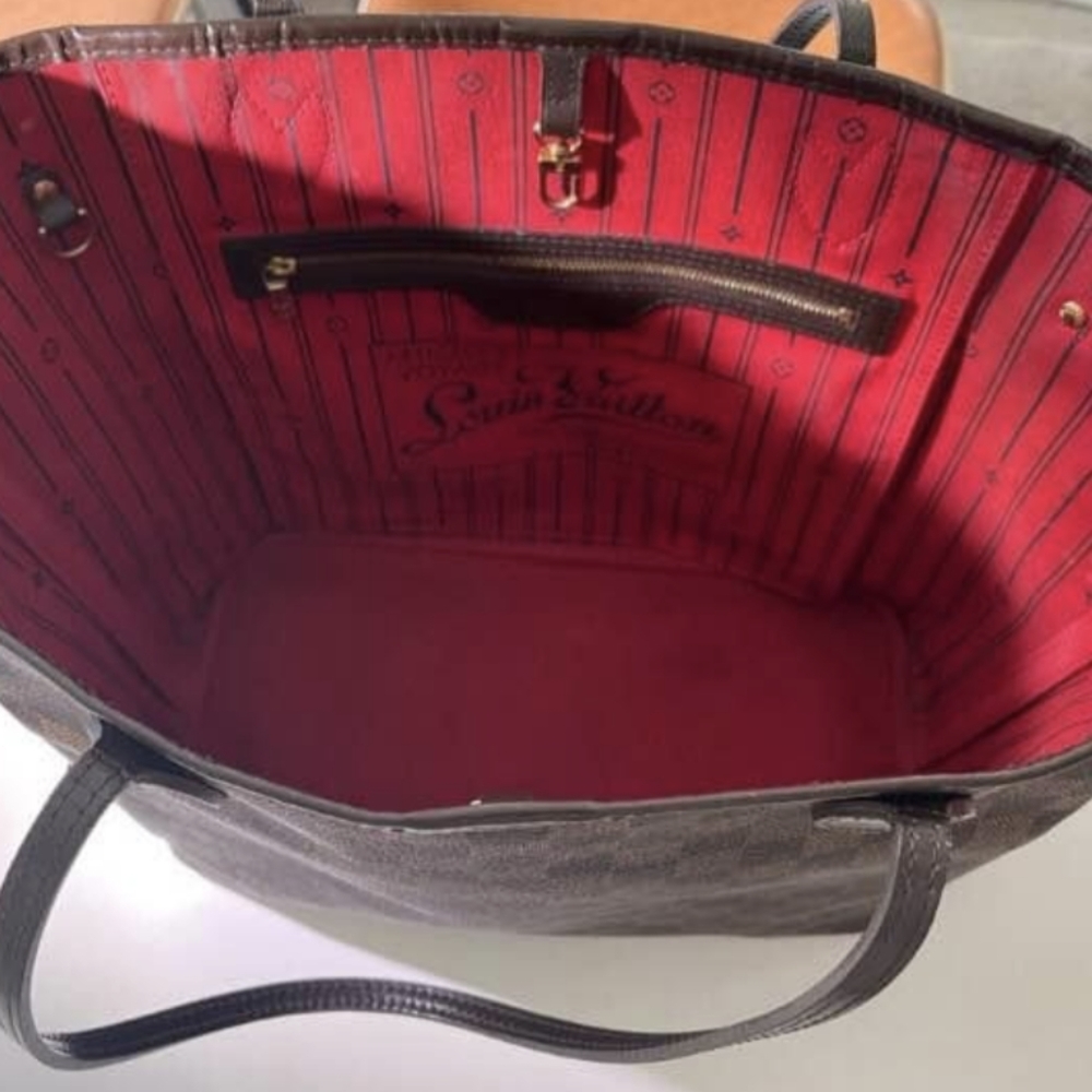 Louis Vuitton Neverfull MM - Picture 7 of 7